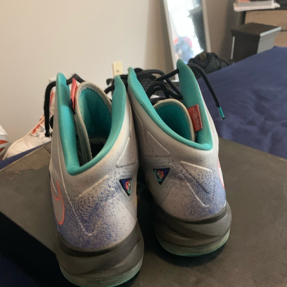 Lebron 10 pure platinum / re-entry - Picture 4 of 8